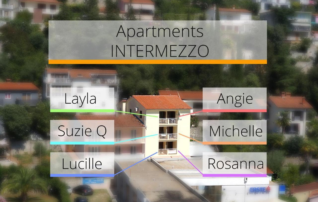 Rosanna - Intermezzo In Center Of *