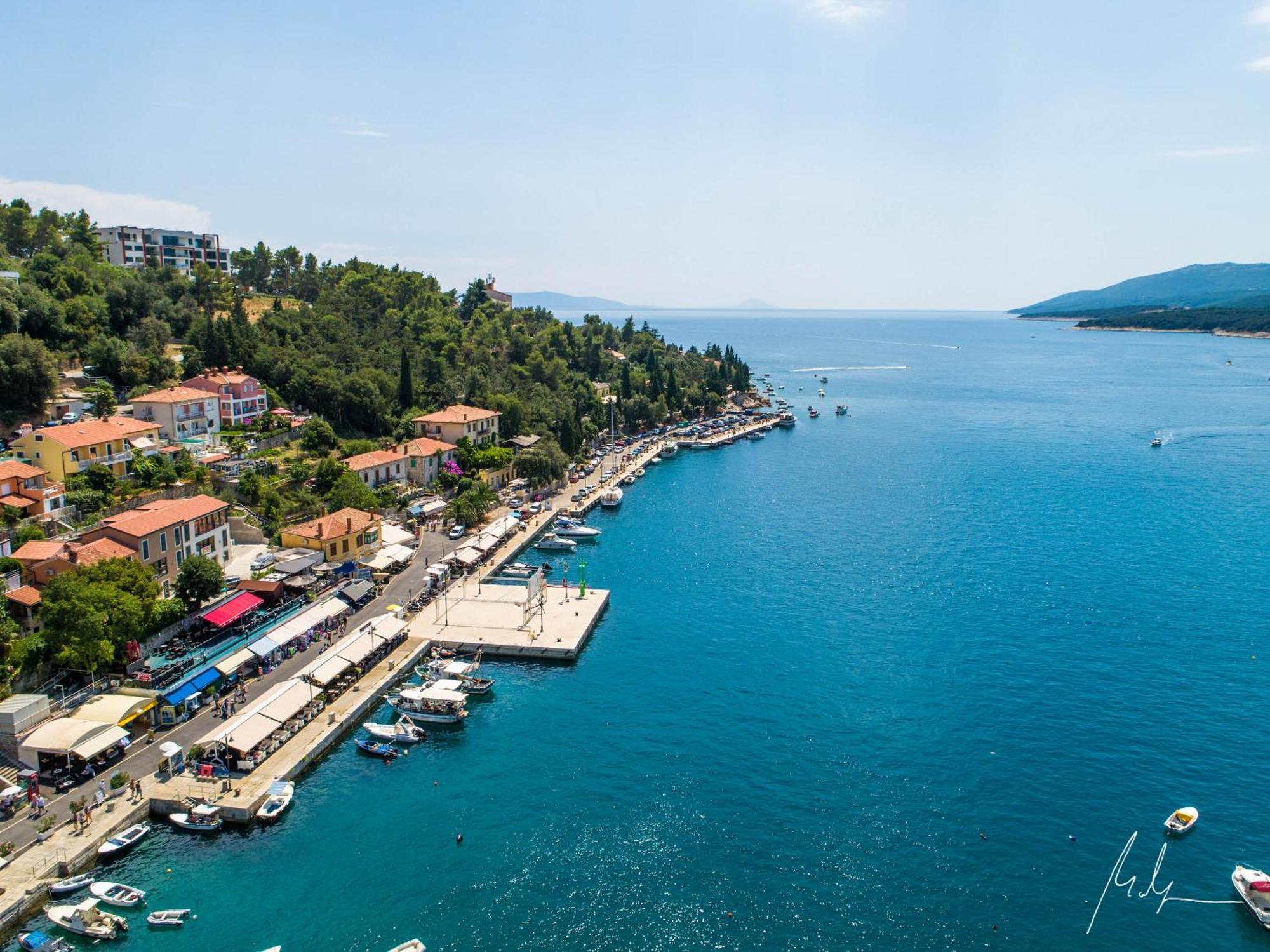 Rosanna - Intermezzo In Center Of * Rabac